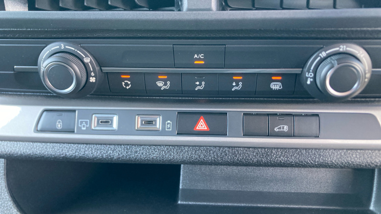 Vauxhall Vivaro L2 Diesel 2.2 Turbo D 150 Pro H1 Van